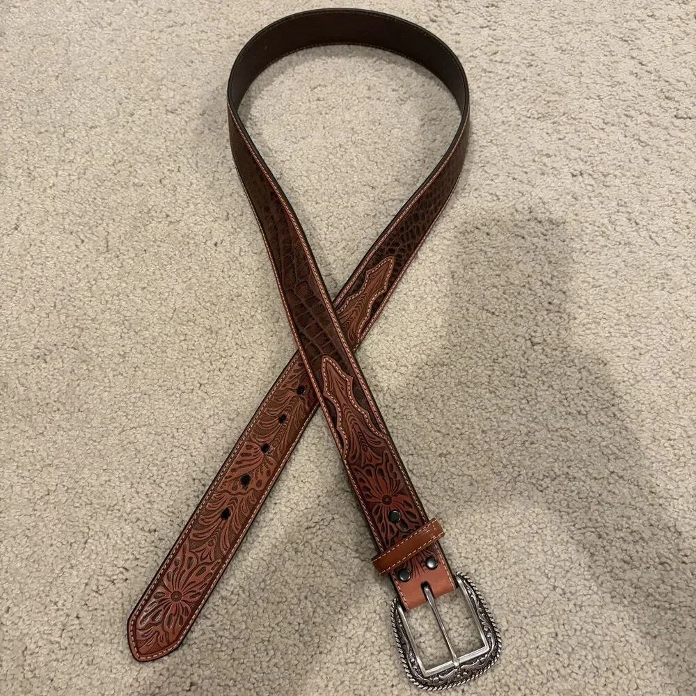 NWOT Try On ARIAT Men's Croc Floral Tabs Leather Belt Size 42 Western Cowboy